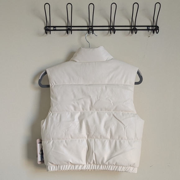 ❄️ Winter Ci Sono white vest! NWT ❄️ - Picture 3 of 3